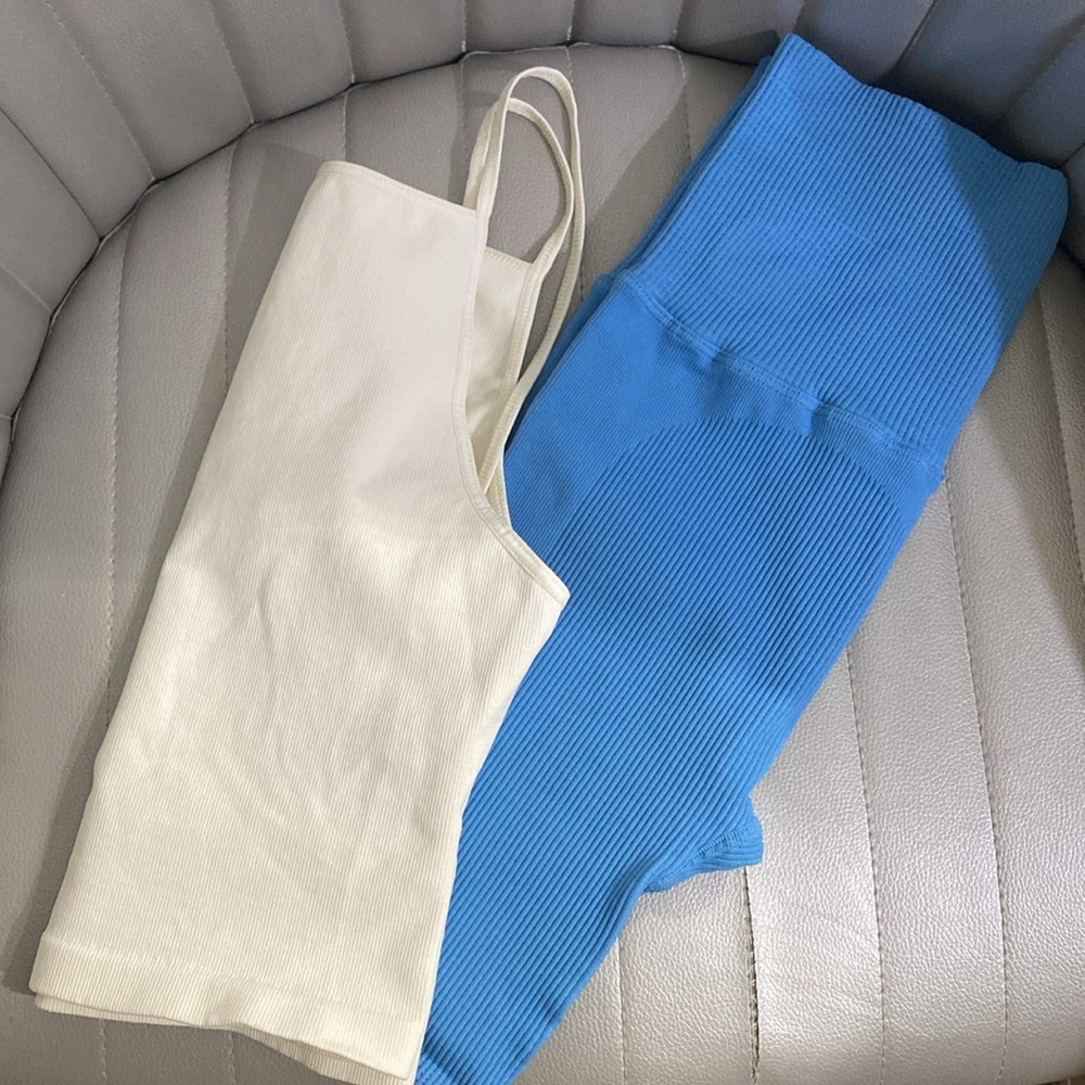 Free People Movement Biker Short & Free People Movement Keyhole Tank